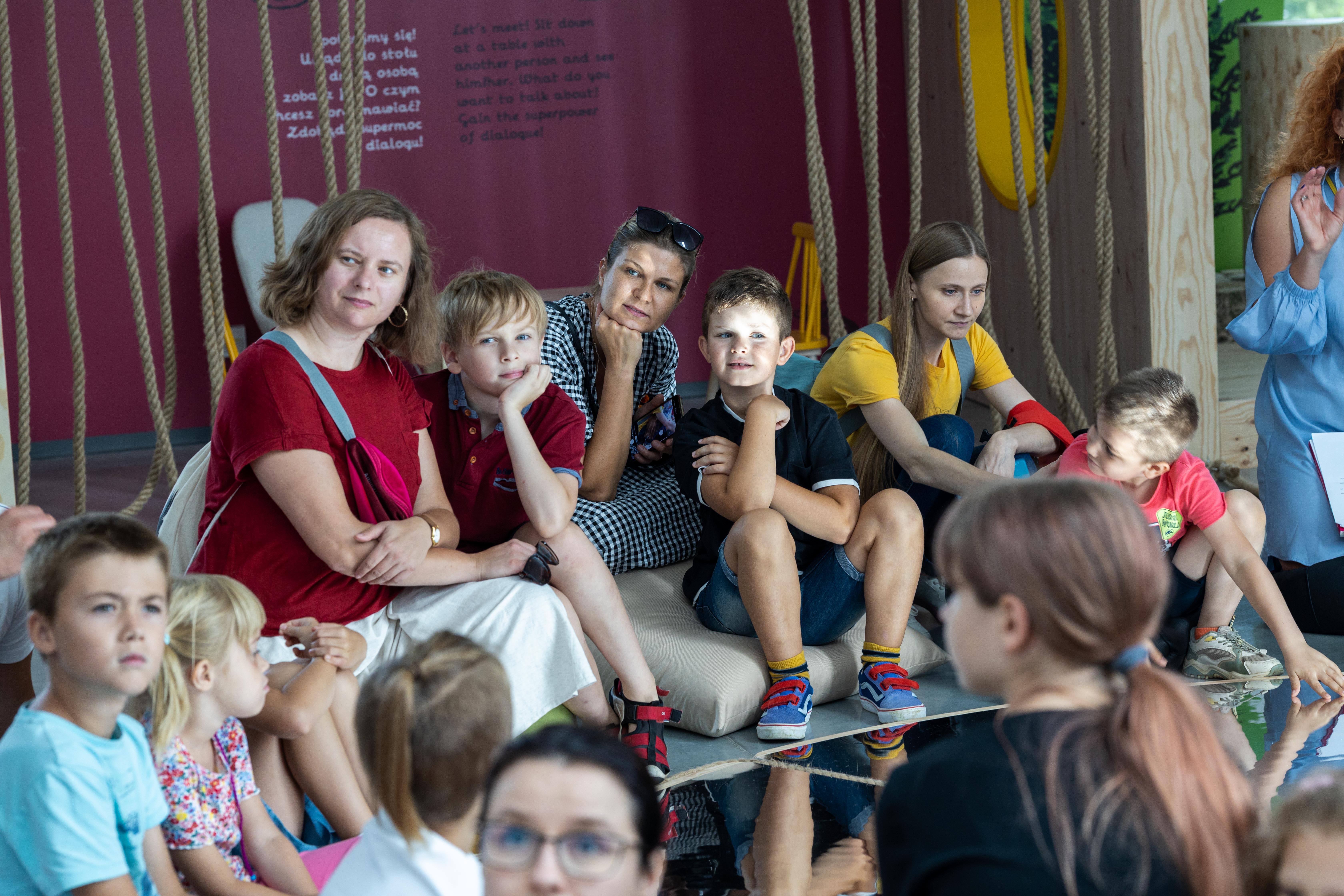 Empatia opening fot.HOLLYBABA 9