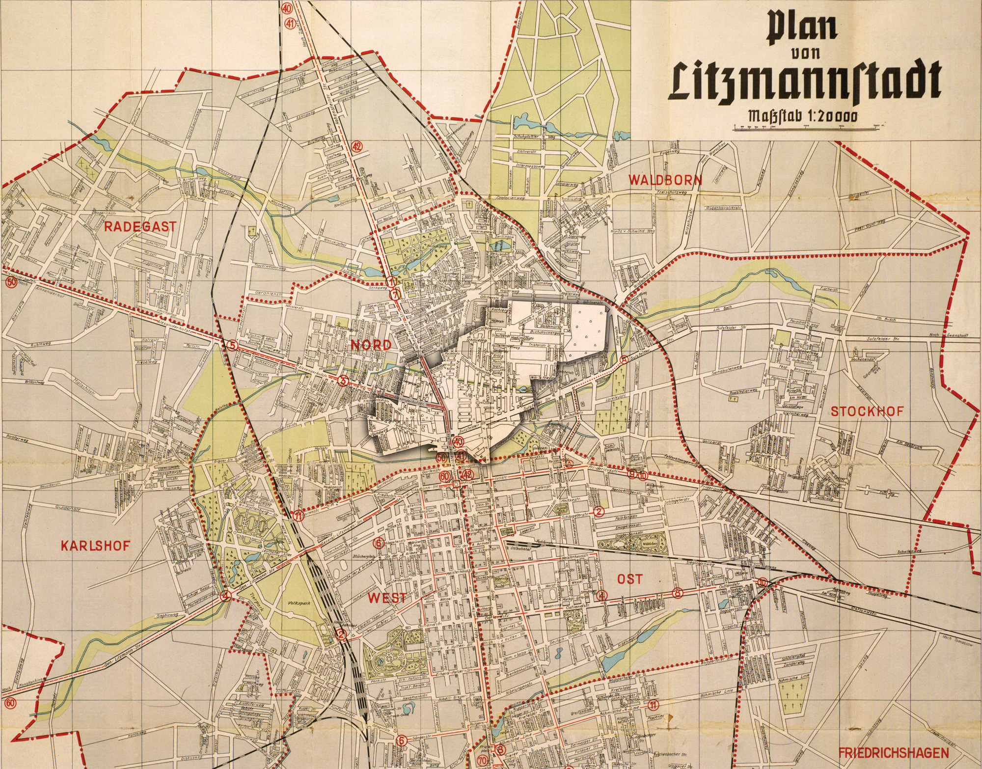 Zamknięcie granic getta – otoczonego uprzednio ogrodzeniem z desek i kolczastego drutu – nastąpiło 30 kwietnia 1940 r. Od tego momentu każda osoba próbująca nielegalnie przekroczyć granicę mogła zostać zastrzelona. Na niewiele ponad 4km2 znalazło się ponad 163 tys. osób.