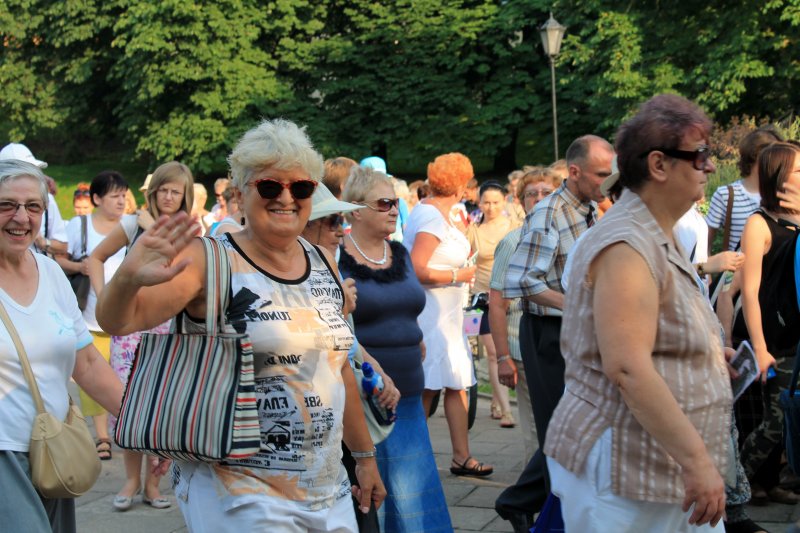 CHODŹ DO PARKU. JEST WTOREK. // Parkowo i fabrycznie