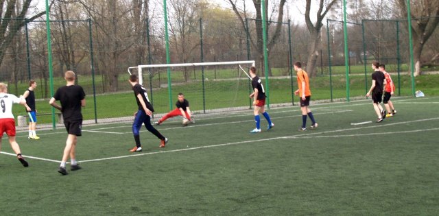 24 LO vs Liceum Mundurowe