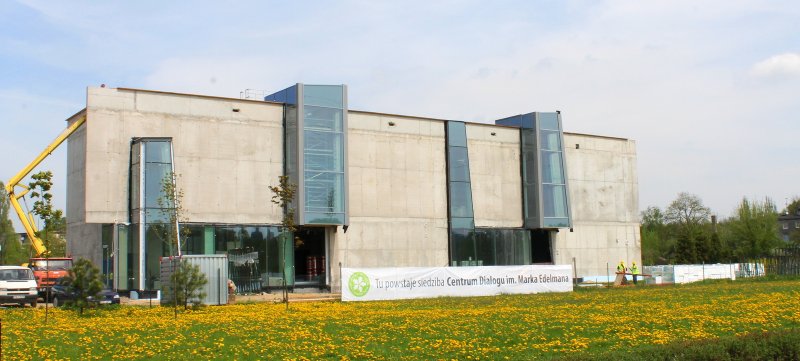 "Tu powstaje siedziba Centrum Dialogu