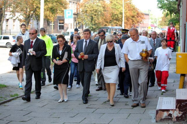 4.09.2012 - Marsz Pamięci fot. wice prezydent Łodzi Agnieszka Nowak i Przewodniczący Rady Miasta Tomasz Kacprzyk