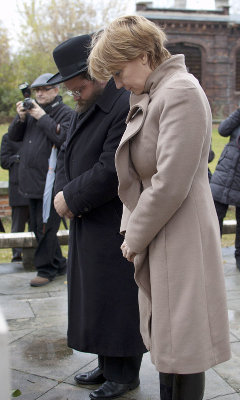 Ceremonia na Cmentarzu Żydowskim (fot. Maciej Sobczak)