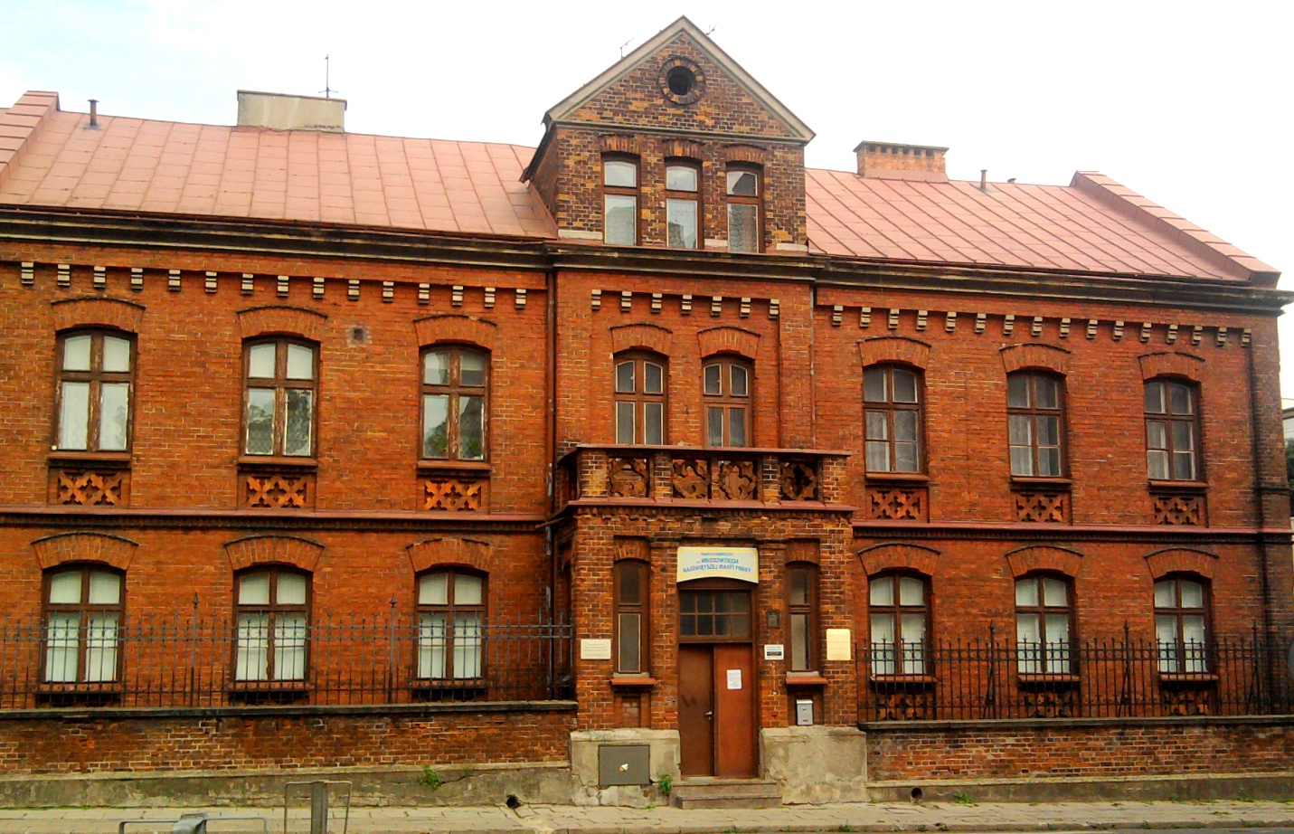 ul. koscielna 8, 